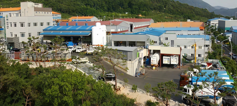 모던 울산 본사와 산업용 가스 공장 전경